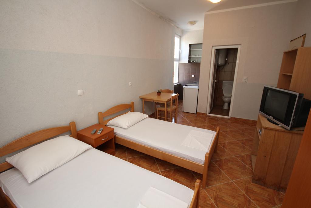 Apartments Dea Bar Extérieur photo